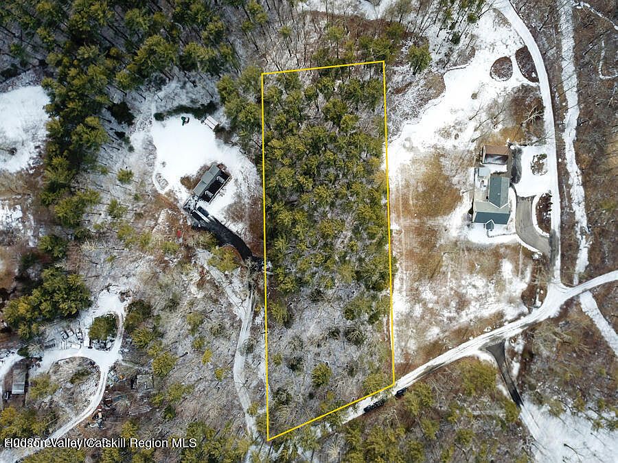 1st image of 35 Denniston Drive