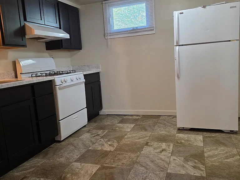 238 Terry Ave #2 — Photo 4