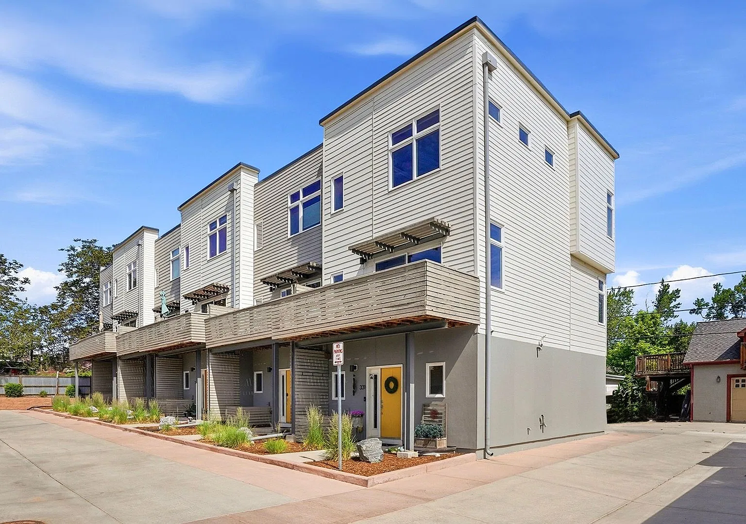 Beautiful End-Unit Townhome in Historic Old Town Lafayette — Photo 1