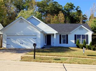 1033 Big Sky Dr, Fenton, MO