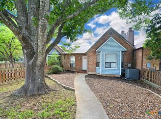 736 Summerwood Dr, New Braunfels, TX 78130