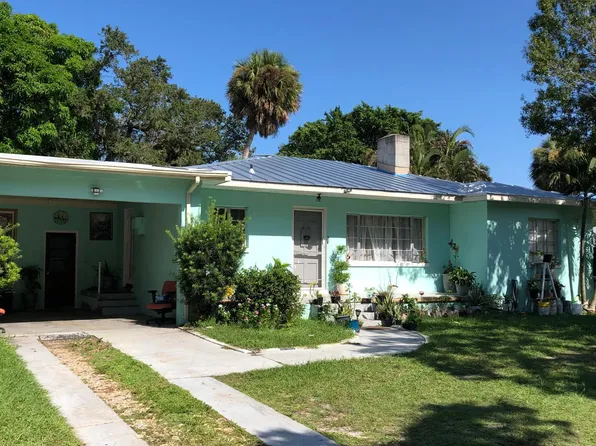 704 S 8th St, Fort Pierce, FL 34950