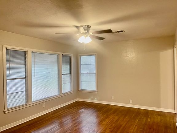 5th image of 3760 Kris St