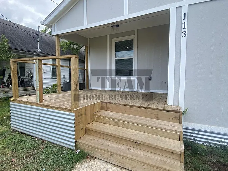113 W Mount Vernon St — Photo 20