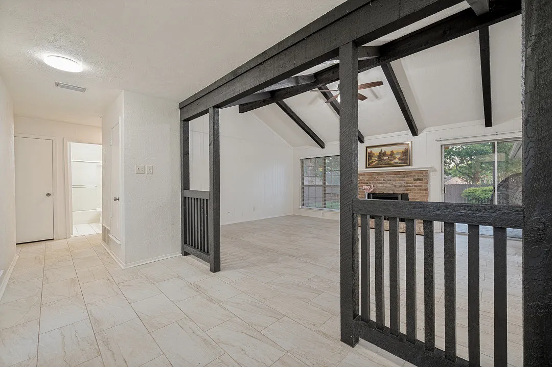 3 bed, 1614 sqft, $2,200 — Photo 4