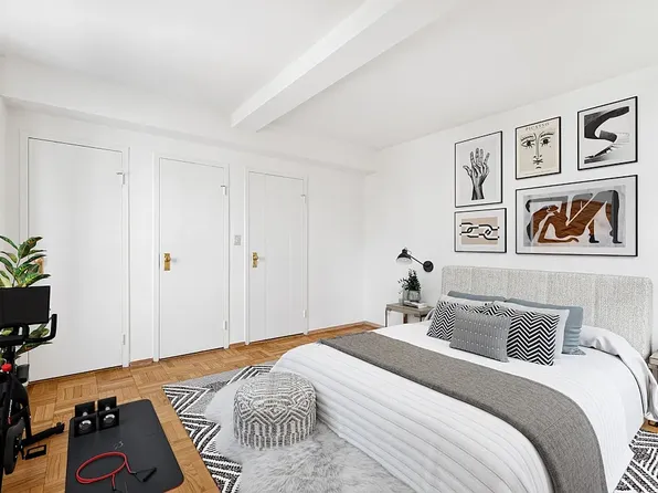 315 Avenue C, New York, NY