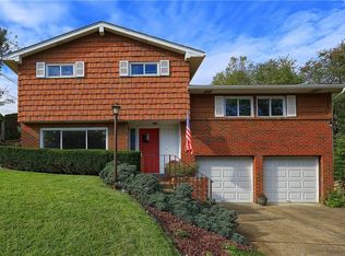 223 Rosebriar Dr, Glenshaw, PA 15116