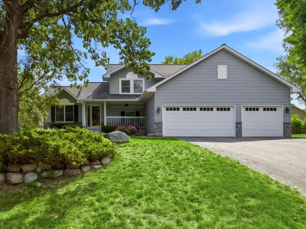 19858 Jaguar Ave, Lakeville, MN 55044