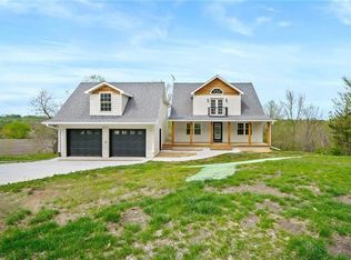 2391 148th St, Winterset, IA 50273