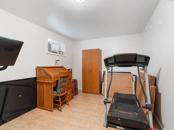 240 Alter Avenue image 34 of 40