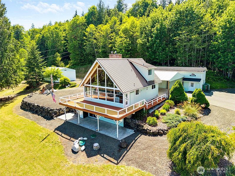 2nd image of 3280 Dabob Road
