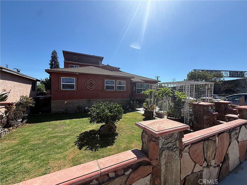 1st image of 10828 Pluton St