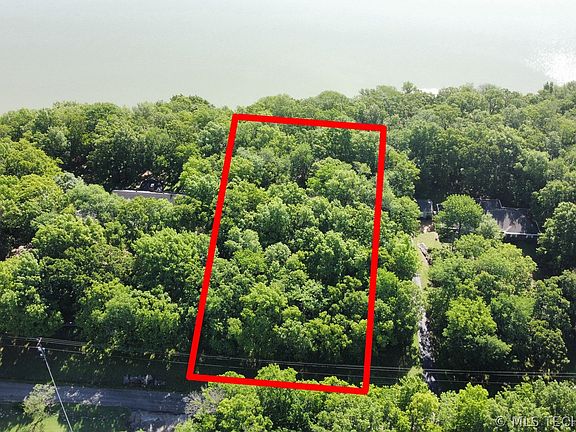 3rd image of 4120 Road