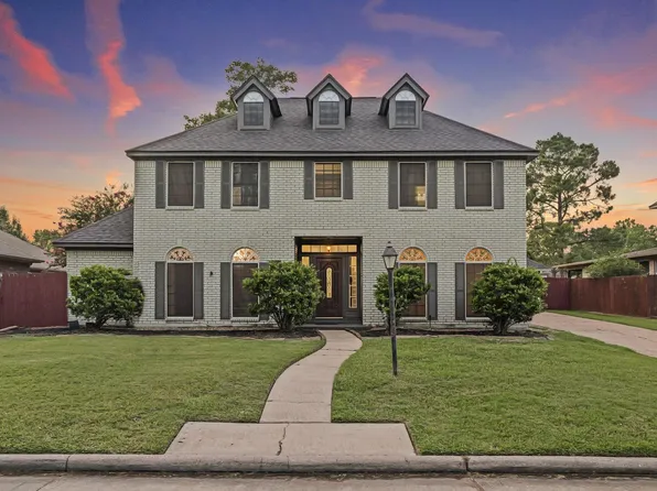 18714 Walden Forest Drive, Humble, TX 77346