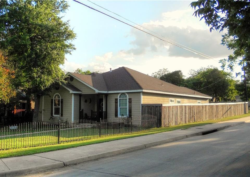 1st image of 127 N Barnett Ave