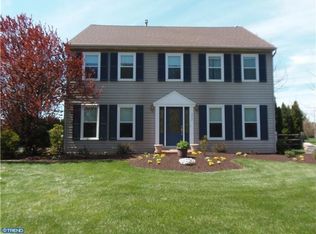 322 Meadowview Dr, Collegeville, PA 19426