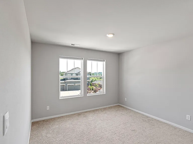 1006 SW Pendleton Way — Photo 14