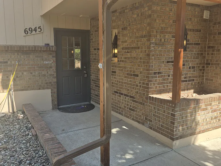 6945 Mikado Ln — Photo 2