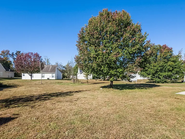 3648 Dashiel Dr — Photo 17