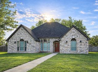 21703 Windsor Castle Dr, Spring, TX 77388