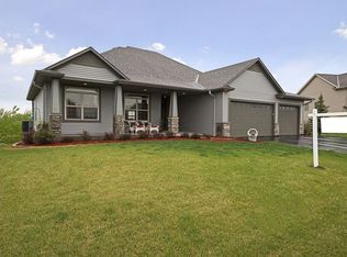 5127 Harvest Curv, Mayer, MN 55360