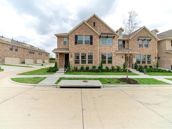 2nd image of 4716 Piedras Lanzar Dr