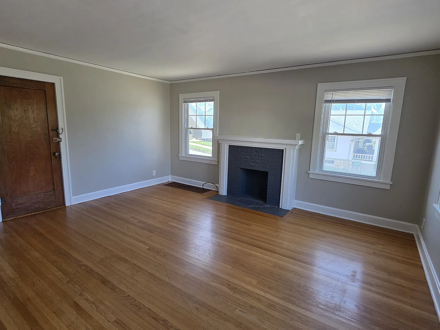 2 bed, 1300 sqft, $1,700 — Photo 2