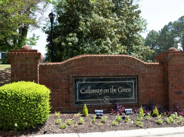 3105 Fortress Gate Dr, Raleigh, NC 27614