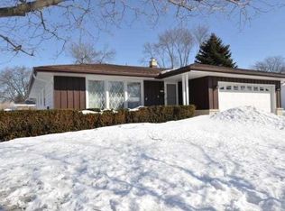 5430 Leroy Ln, Greendale, WI 53129