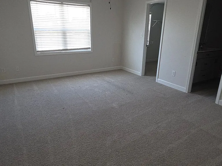 106 Lark Ct — Photo 12