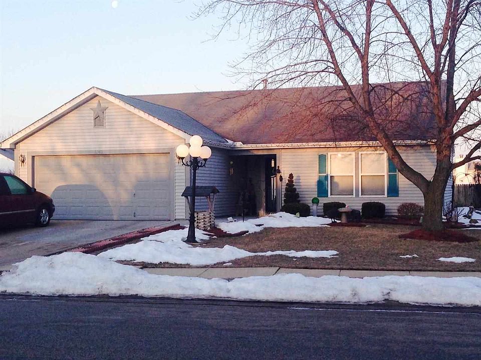 1st image of 3240 Chelmsford Dr