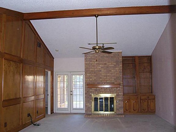 5th image of 2026 Robin Hill Ln