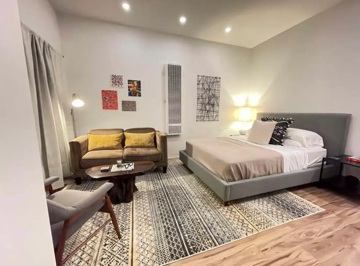 1 bed, $2,350 — Photo 1