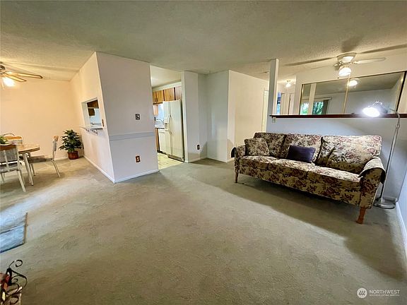 5th image of 303 Kenyon Street NW #1A