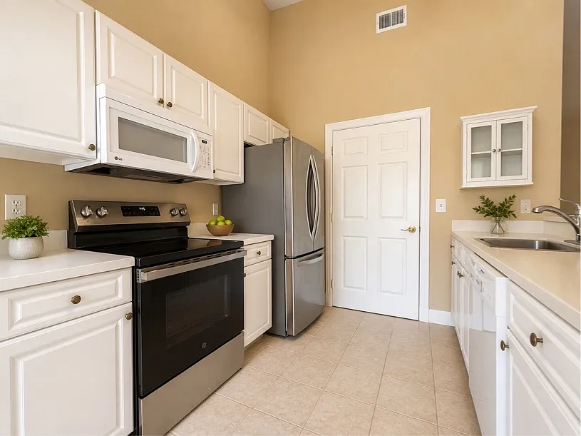 Building Photo - 407 Augusta Cir #1