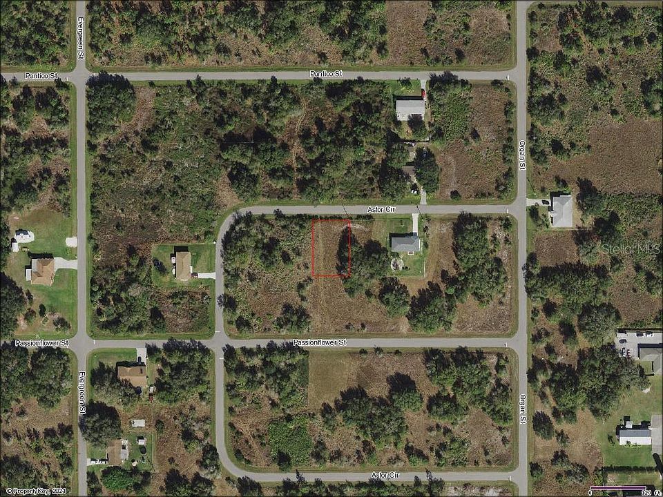 2nd image of 200 Astor Cir