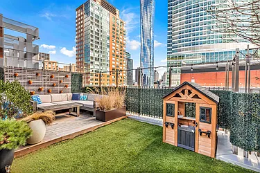 Sold by R New York