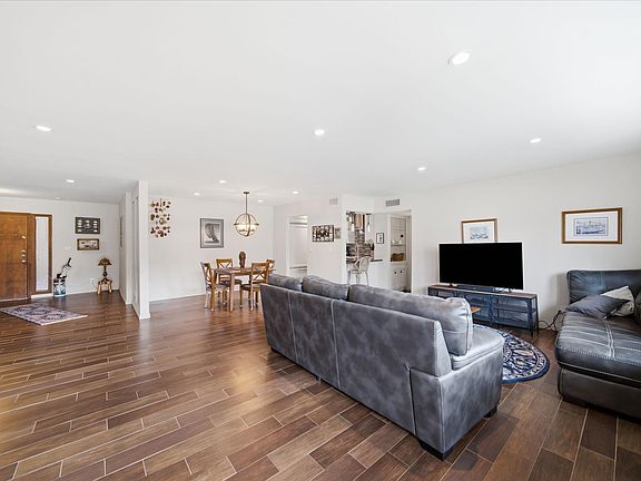 3rd image of 6485 Bayou Glen Rd #6485