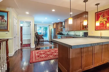 Sold by Harlem Lofts