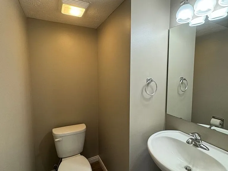 3976 Abraham Ct — Photo 22