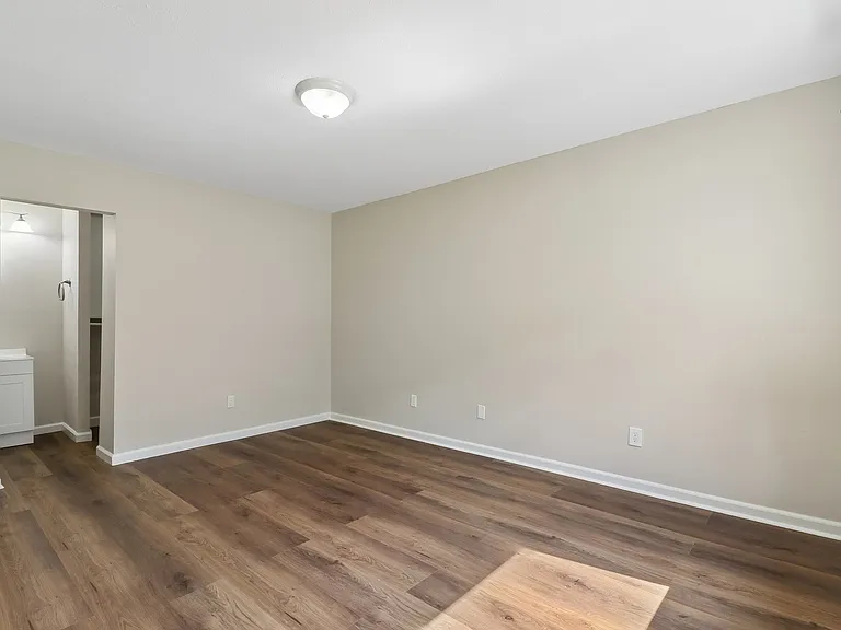 1274 E Main St #A10 — Photo 6