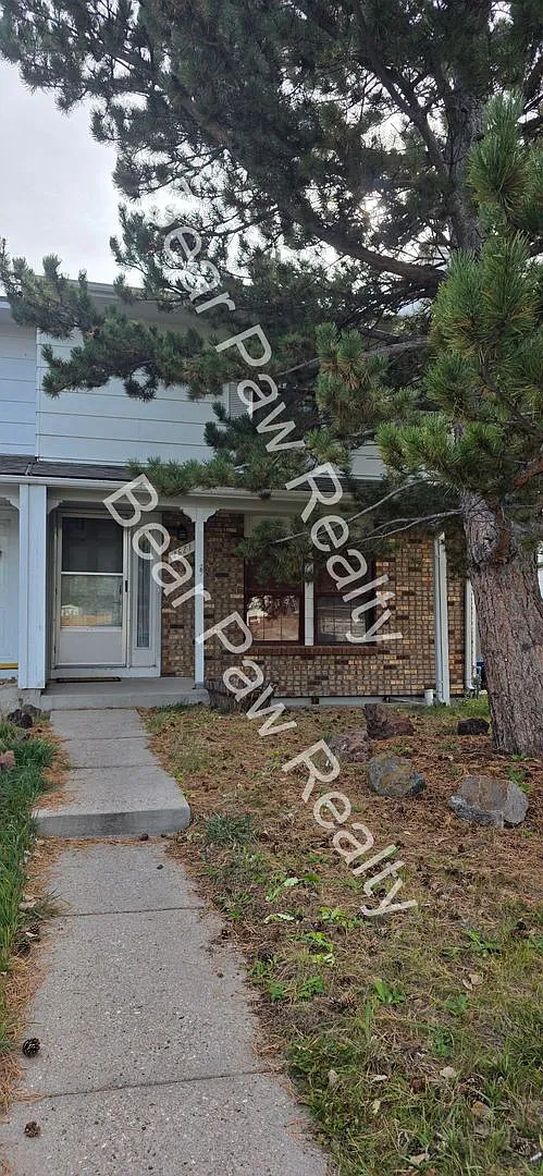 2621 Sagebrush Ave — Photo 1