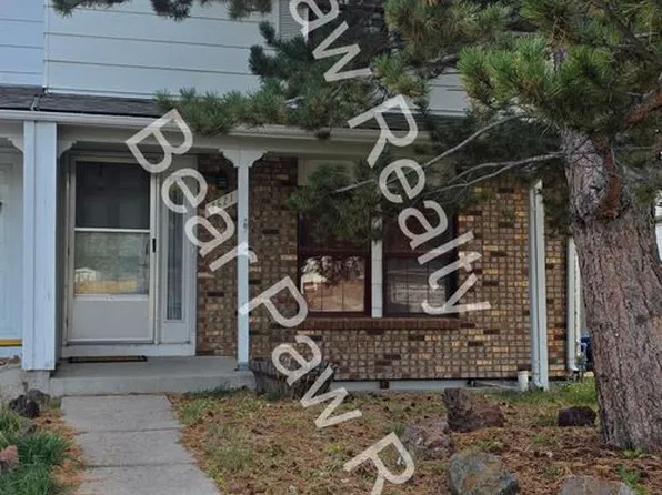 2621 Sagebrush Ave, Cheyenne, WY 82009