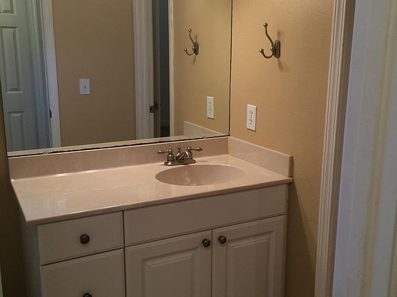 3rd image of 1800 Park Ave APT 468