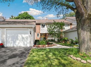 4S772 Innisbrook Dr, Naperville, IL 60563