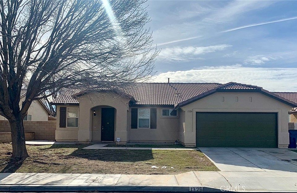 1st image of 1326 W Holguin St