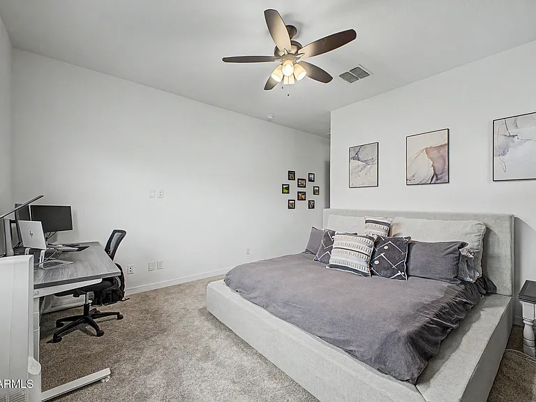 3825 W Buist Ave — Photo 18