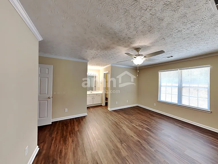 4160 Lenox Park Dr — Photo 9