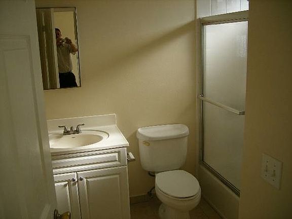 3rd image of 705 Amapola Ave APT D