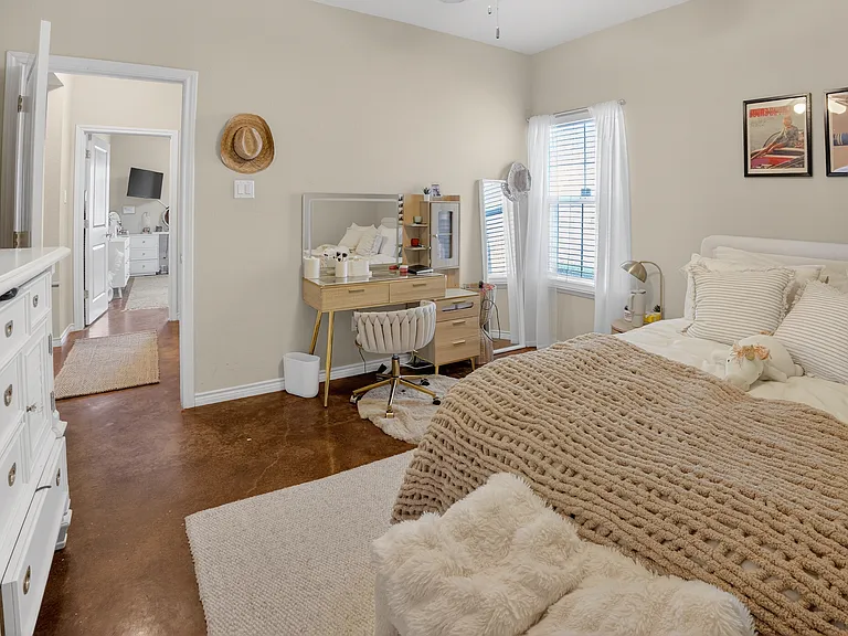 3136 Merida Ave — Photo 22